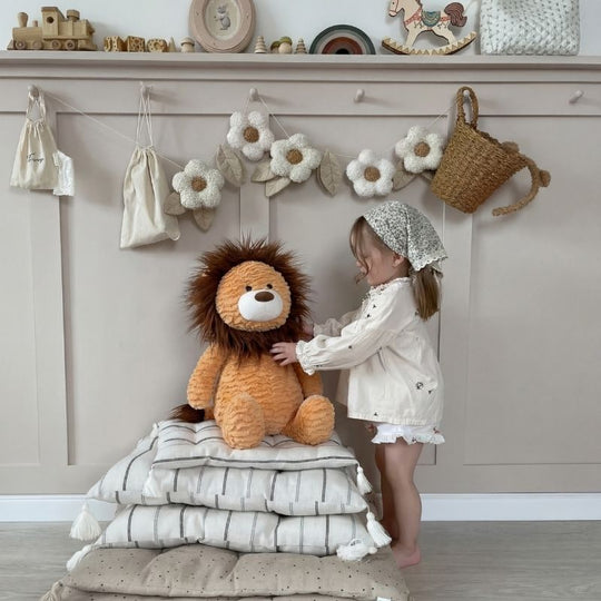 CalmRoar Safari Lion Plush Toy — Soothing Bedtime Comfort